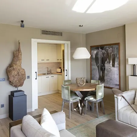Near Golf Course With Pool * Gualta