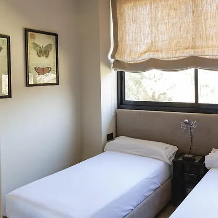 Near Golf Course With Pool Gualta